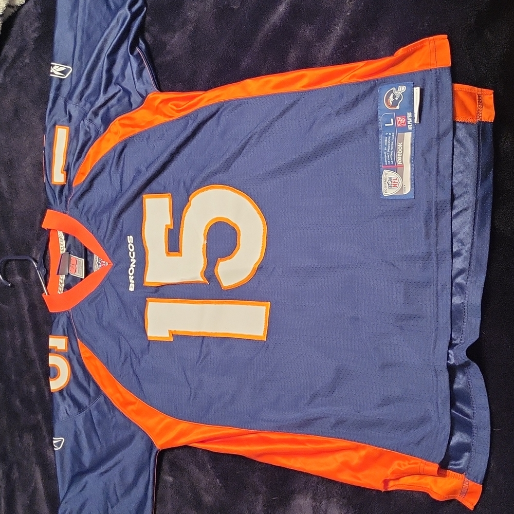 Onfield teebow broncos jersey